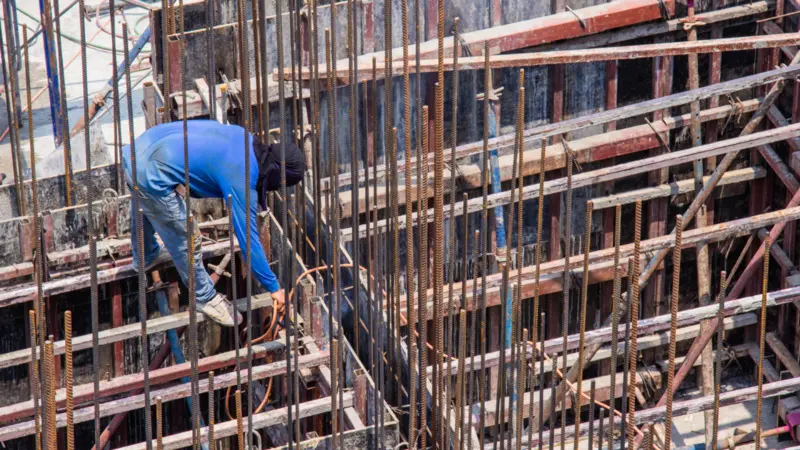 Penggunaan Wiremesh pada Jalan Beton : Manfaat & Kelebihan - besibajaglobal.com - GKPS